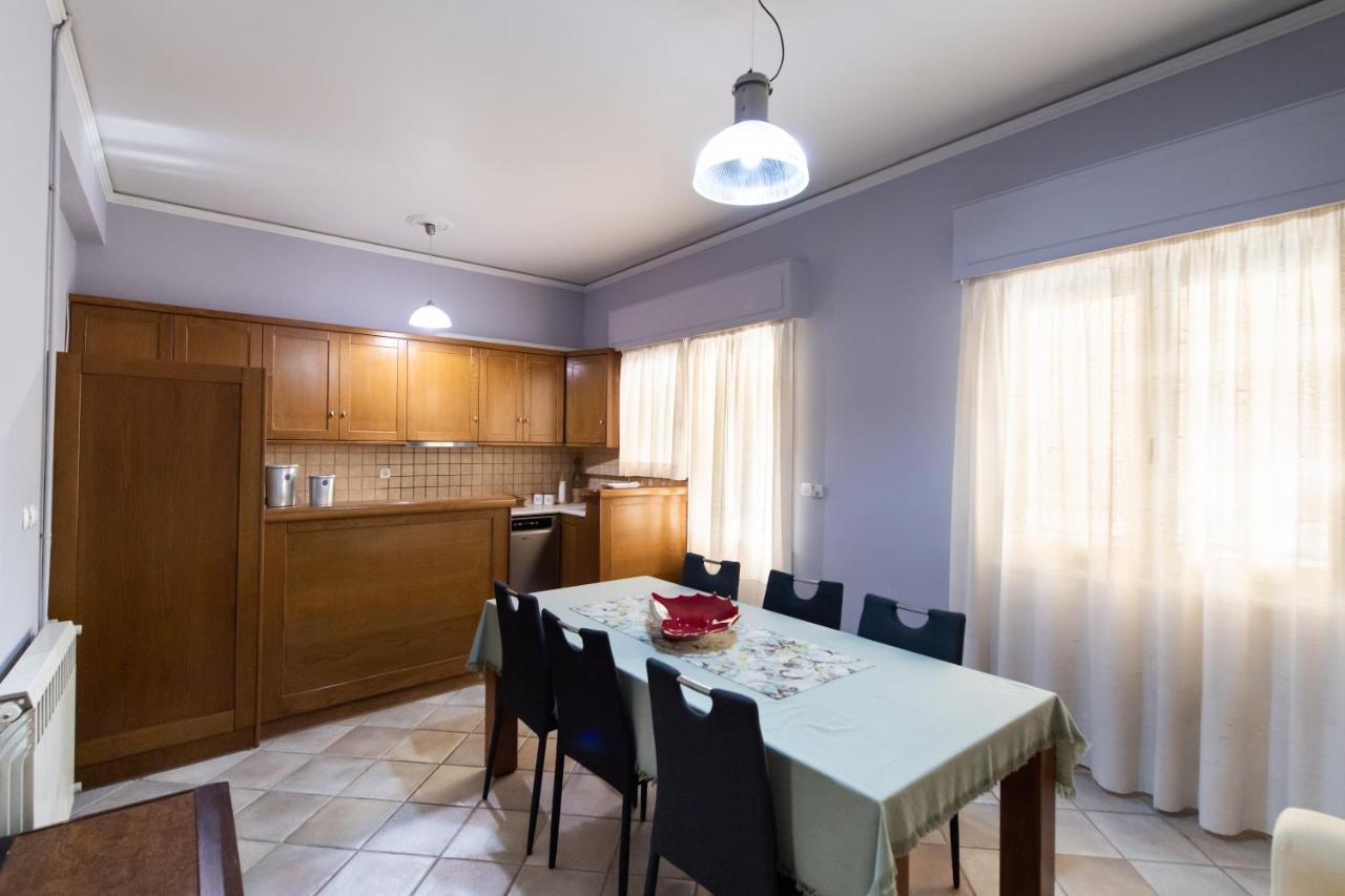 Andry'S Apartment Lefkada City Bagian luar foto